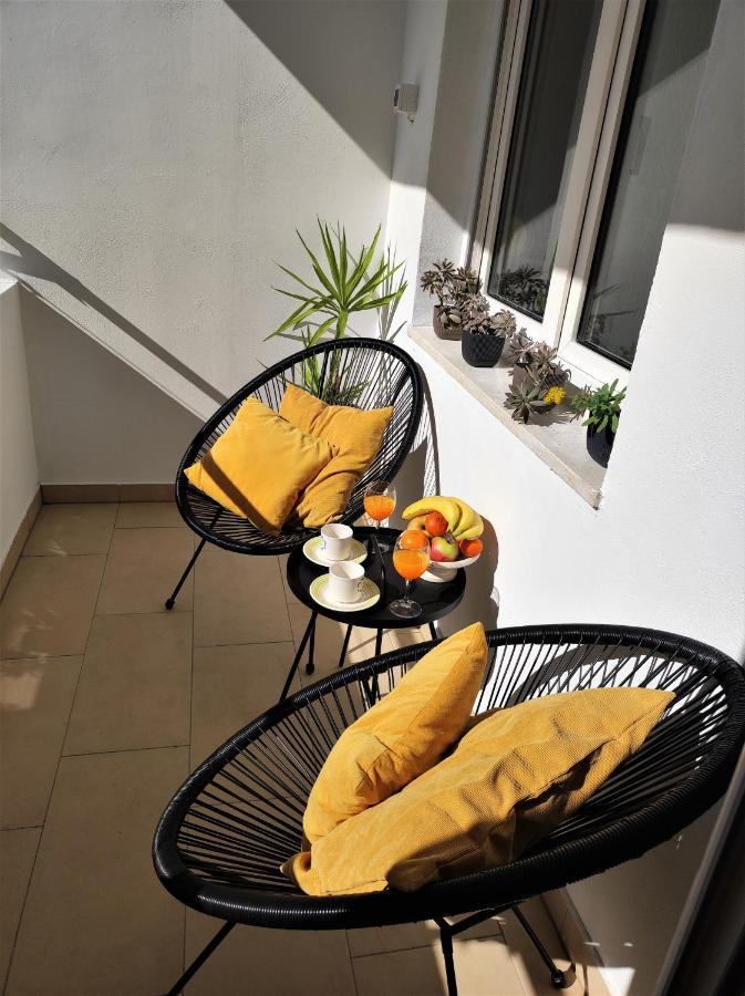 Center Apartment Pia Omis Exterior photo