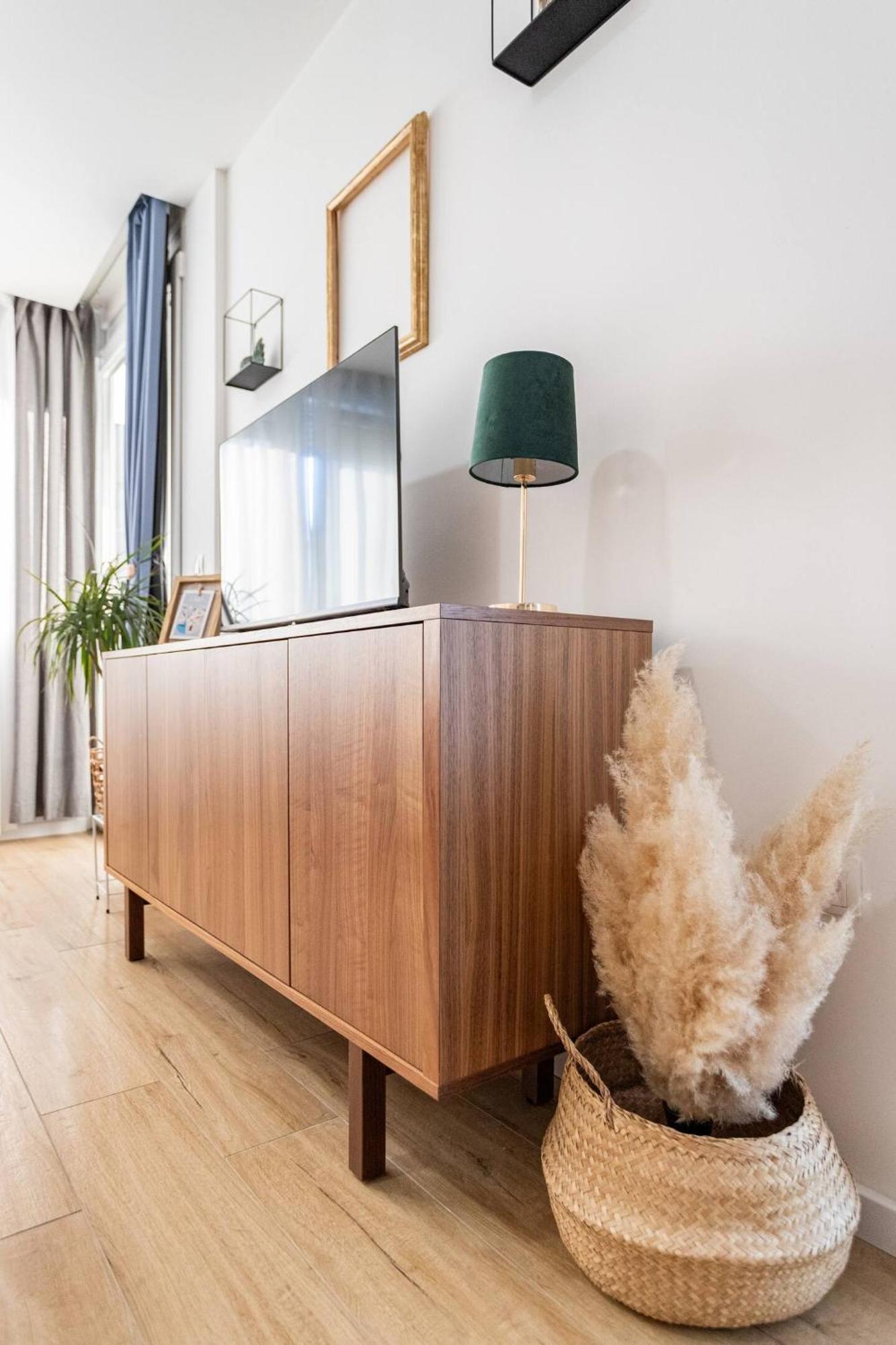 Center Apartment Pia Omis Exterior photo